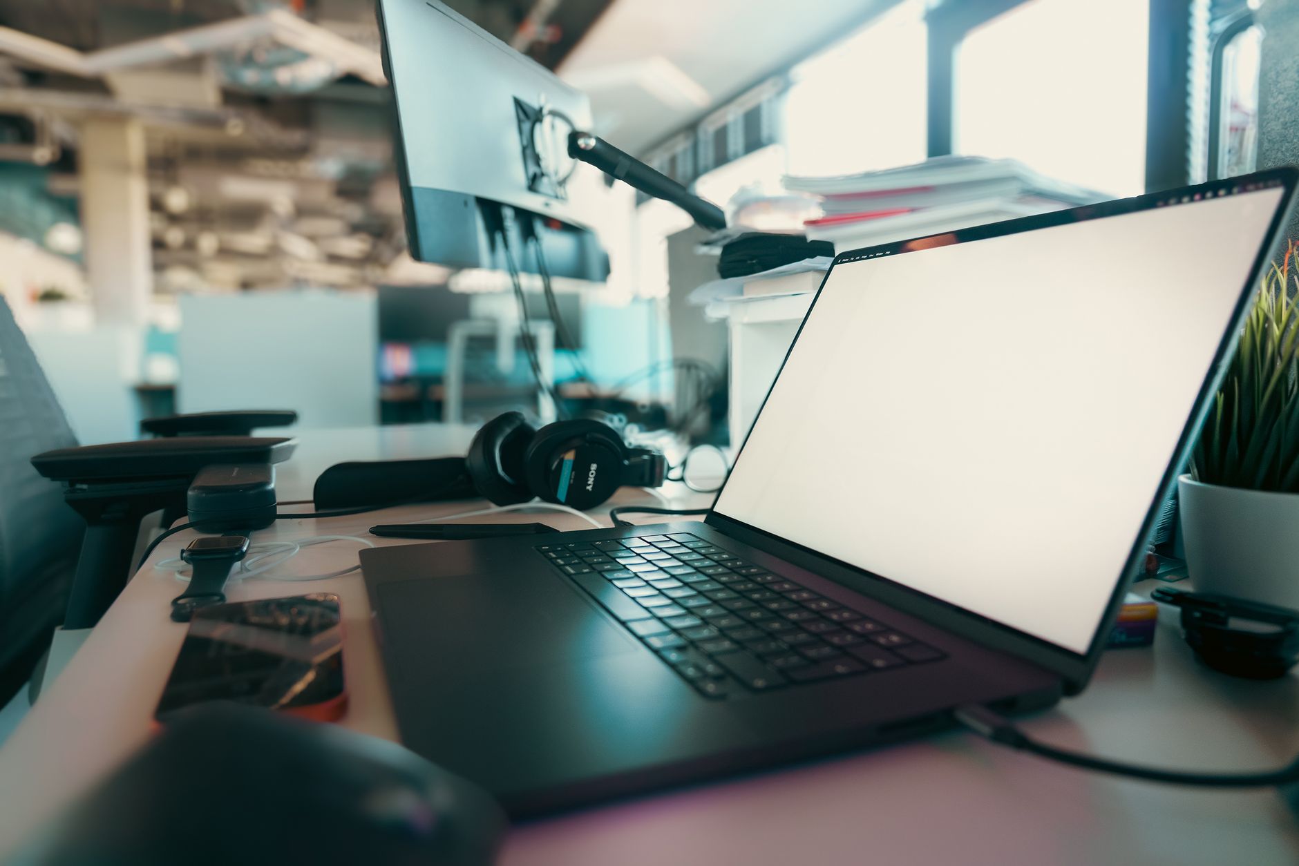 Où dénicher de vrais templates gratuits de motion design en 2026 ? — écran d'ordinateur avec templates motion design